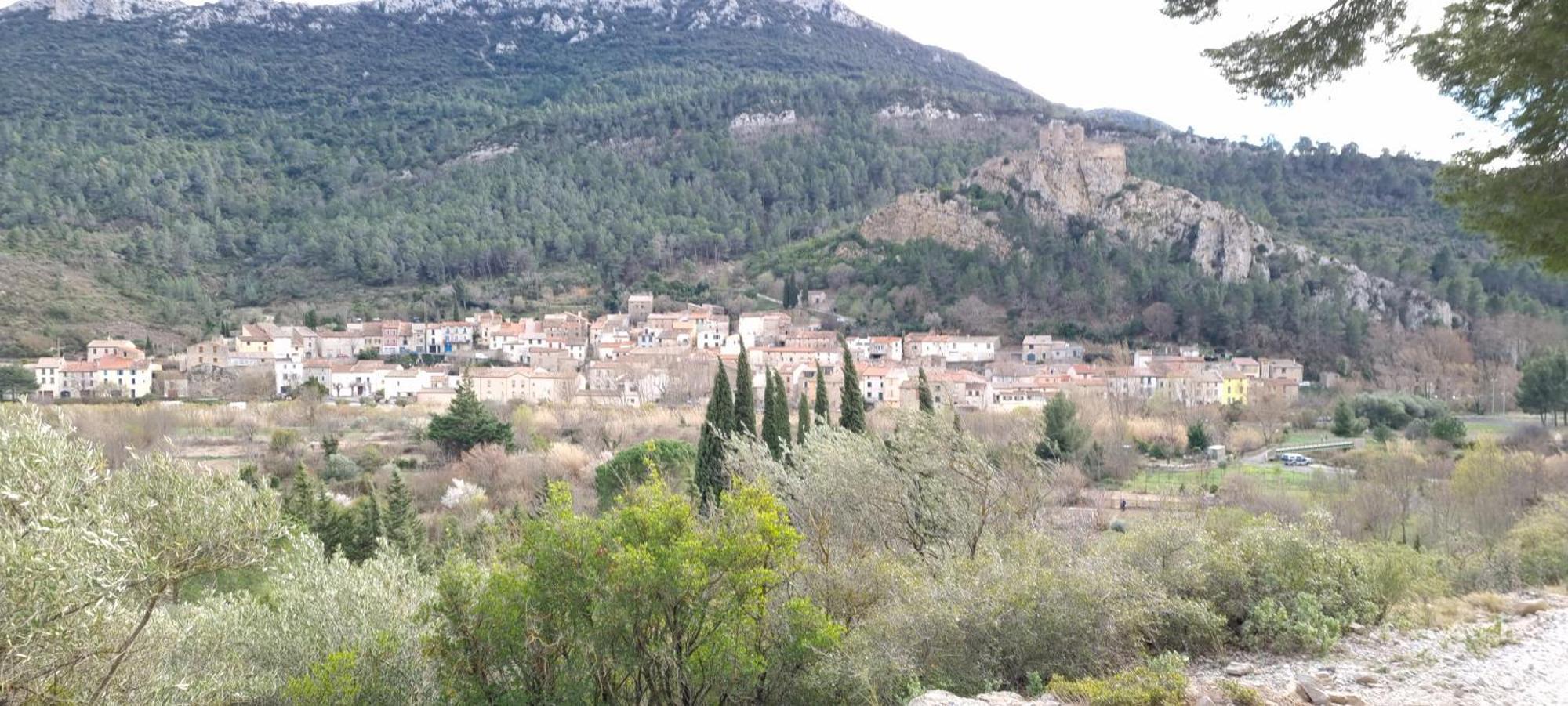 Gite Rue Tranquille Padern ภายนอก รูปภาพ