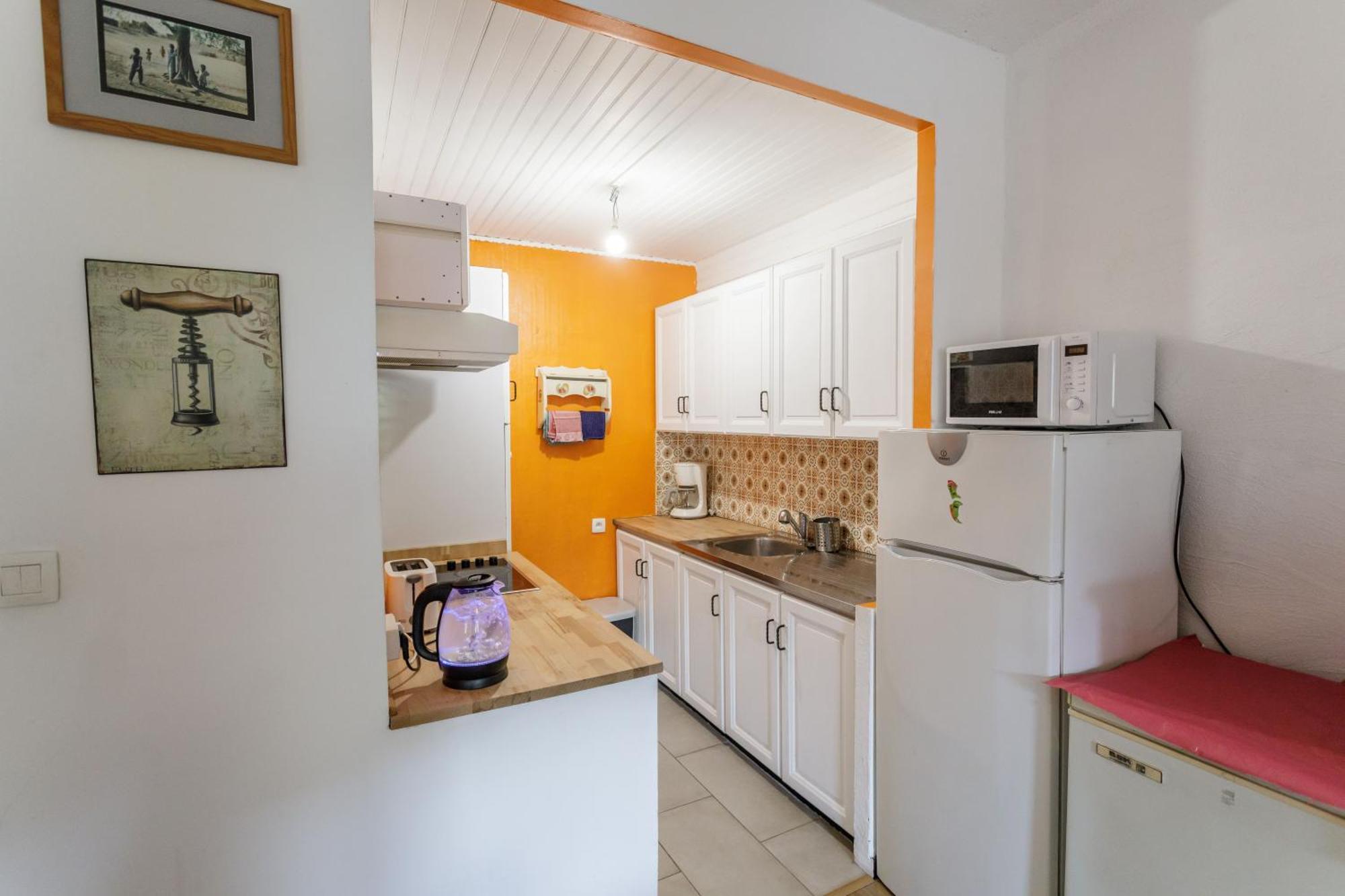 Gite Rue Tranquille Padern ภายนอก รูปภาพ