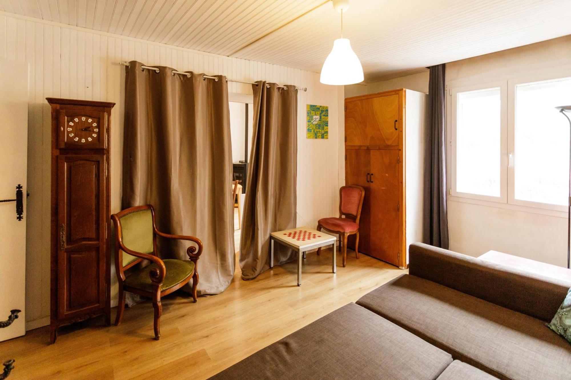 Gite Rue Tranquille Padern ภายนอก รูปภาพ